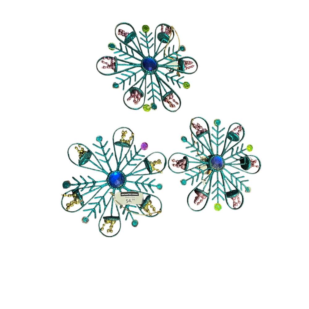 NWT Glittery snowflake Christmas Ornament emerald green glittery Holiday Festive